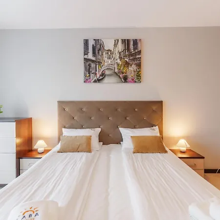 Laba Aquarius Apartment