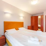 Laba Aquarius Apartment *
